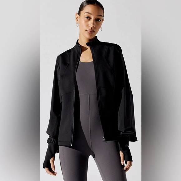 SWEATY BETTY Black Power Hybrid Workout Athleisure Jacket. Zipper front. Large. - Picture 9 of 10